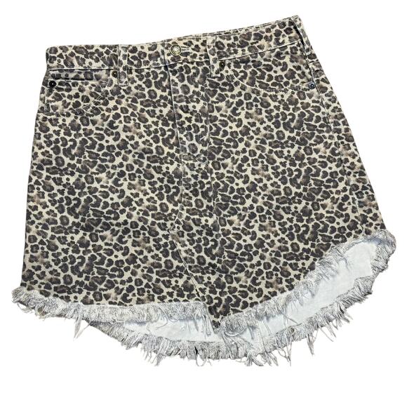 Free People We The Free Bailey Leopard Print Frayed Hem Denim Mini Skirt Sz 26 - Picture 4 of 11